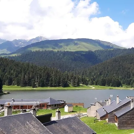 La Du Cerf A Payolle アパート カンパン